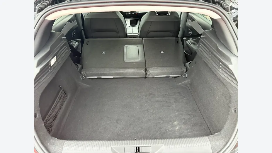 PEUGEOT 308 -