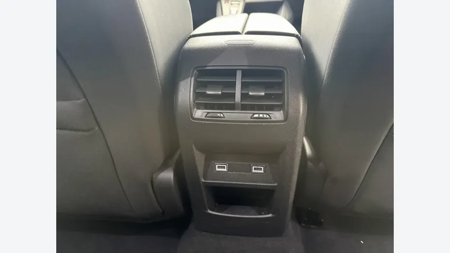 PEUGEOT 308 -