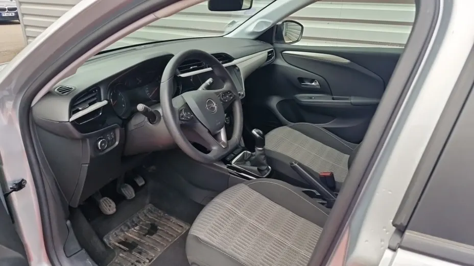 OPEL Corsa -