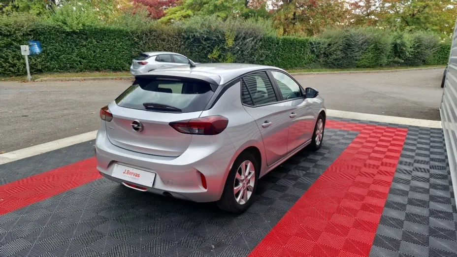 OPEL Corsa -