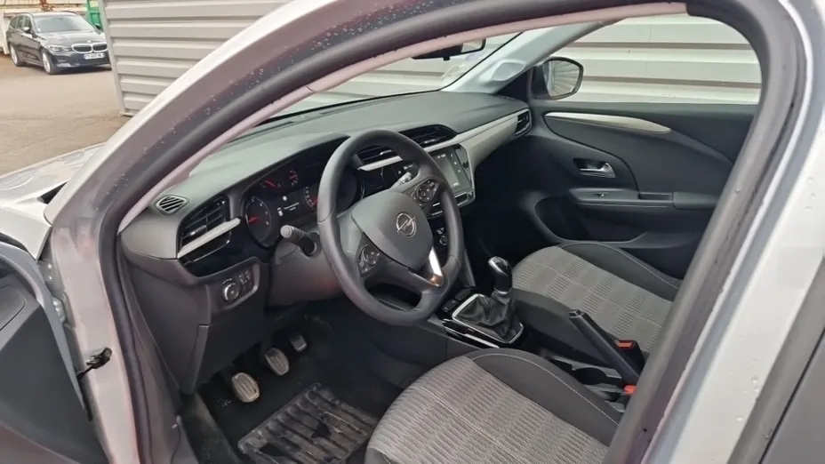 OPEL Corsa -