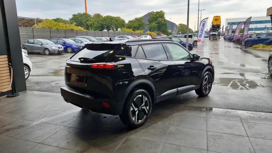 PEUGEOT 2008 -