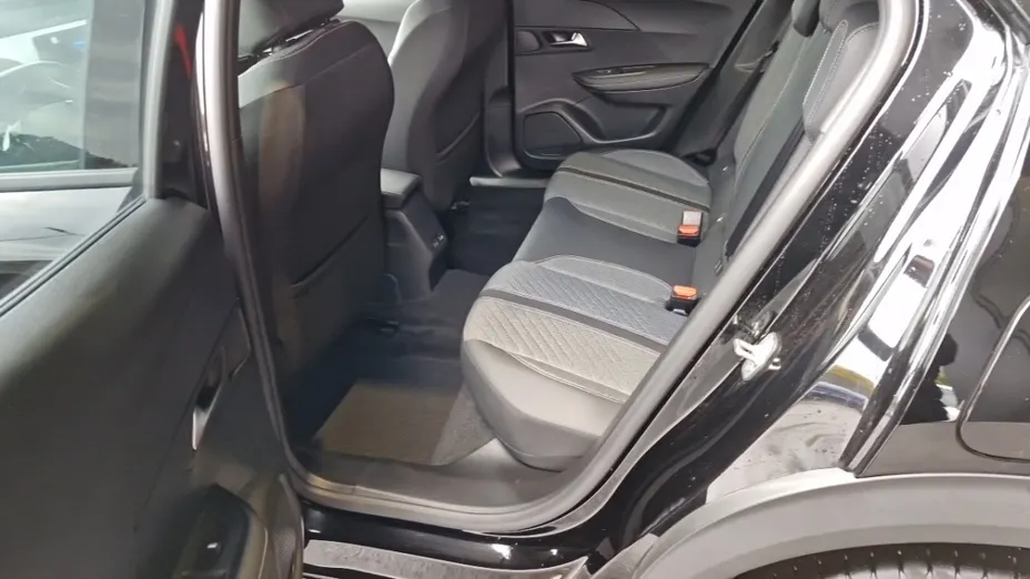 PEUGEOT 2008 -