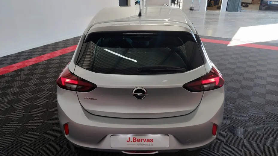 OPEL Corsa -