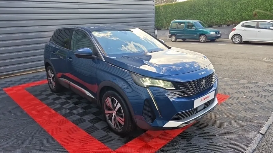 PEUGEOT 3008 -