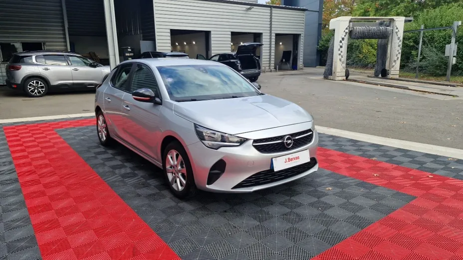 OPEL Corsa -