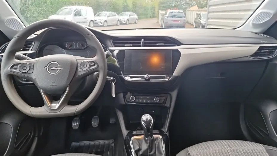 OPEL Corsa -