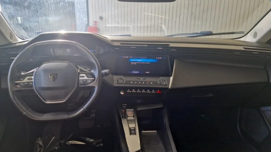 PEUGEOT 308 -