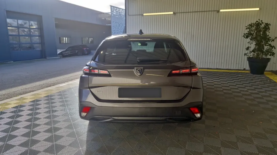 PEUGEOT 308 -