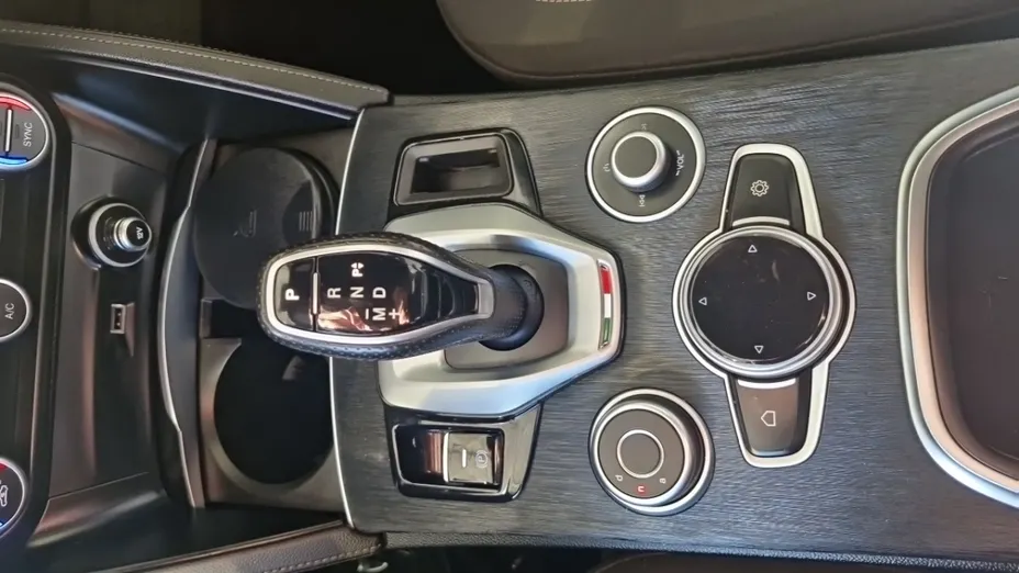 ALFA ROMEO Stelvio -