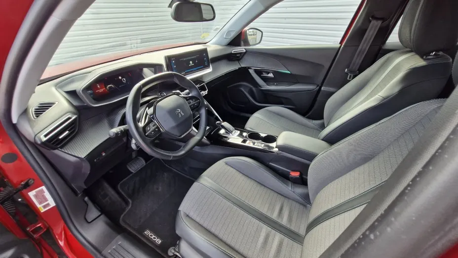 PEUGEOT 2008 -