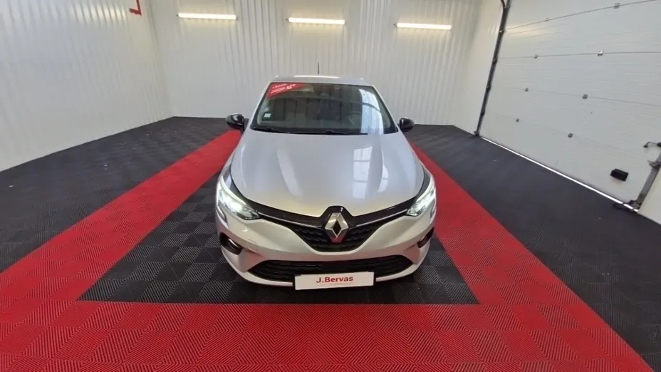 RENAULT Clio -