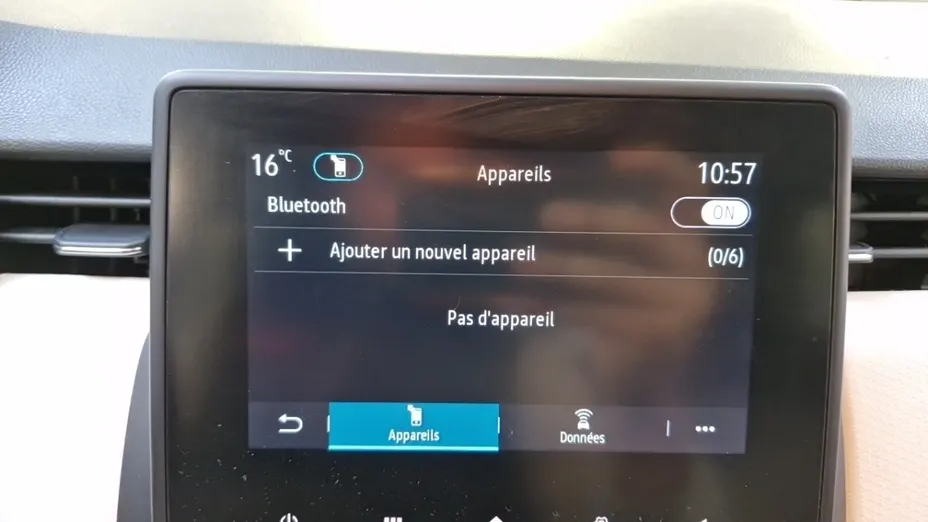 RENAULT Clio -