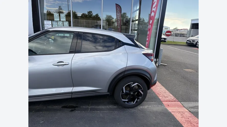 NISSAN Juke -