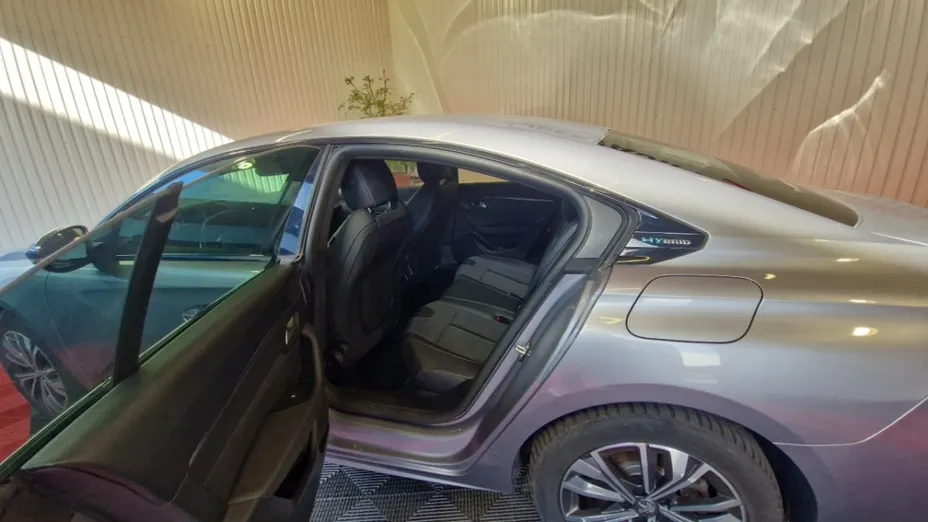 PEUGEOT 508 -