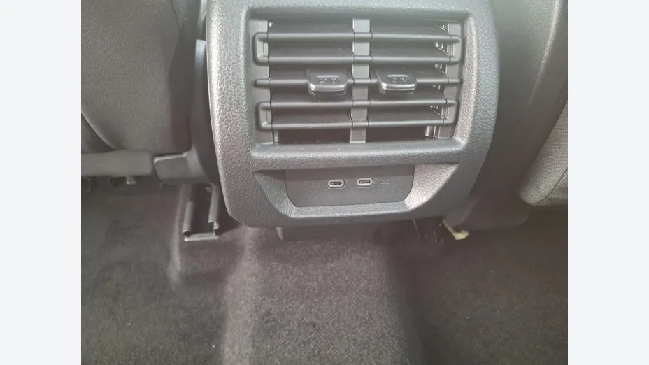 VOLKSWAGEN Caddy osobowy Caddy 2.0 TDI Dark Label DSG Nowy