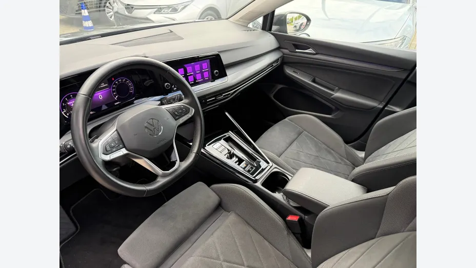 VOLKSWAGEN Golf Golf VIII 1.5 eTSI EVO Style DSG
