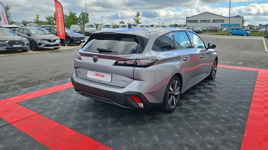 PEUGEOT 308 -