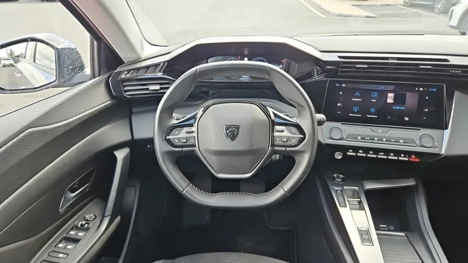 PEUGEOT 308 -