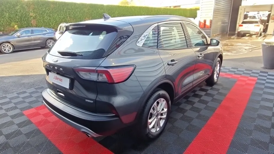 FORD Kuga -