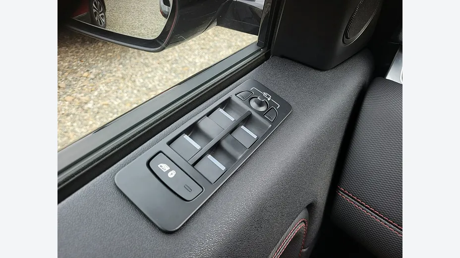 LAND ROVER Discovery Sport -