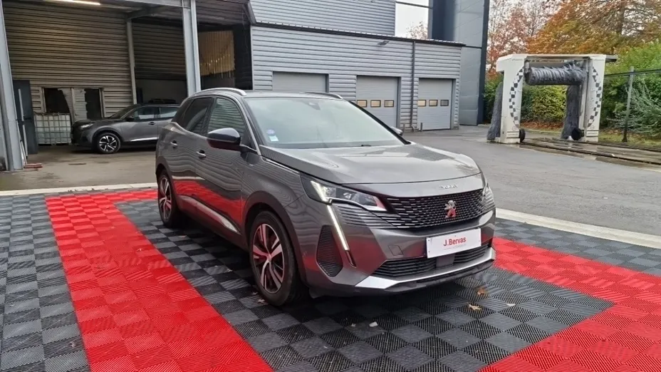 PEUGEOT 3008 -