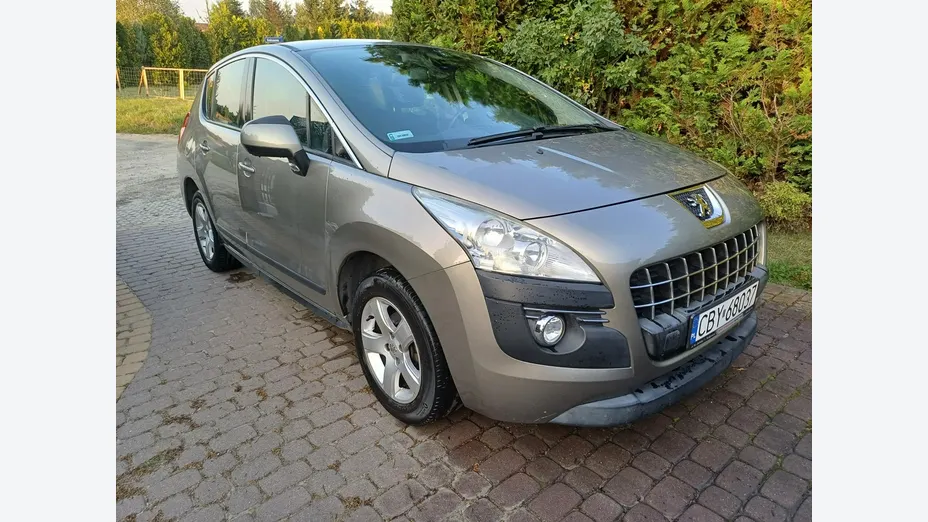 PEUGEOT 3008 -