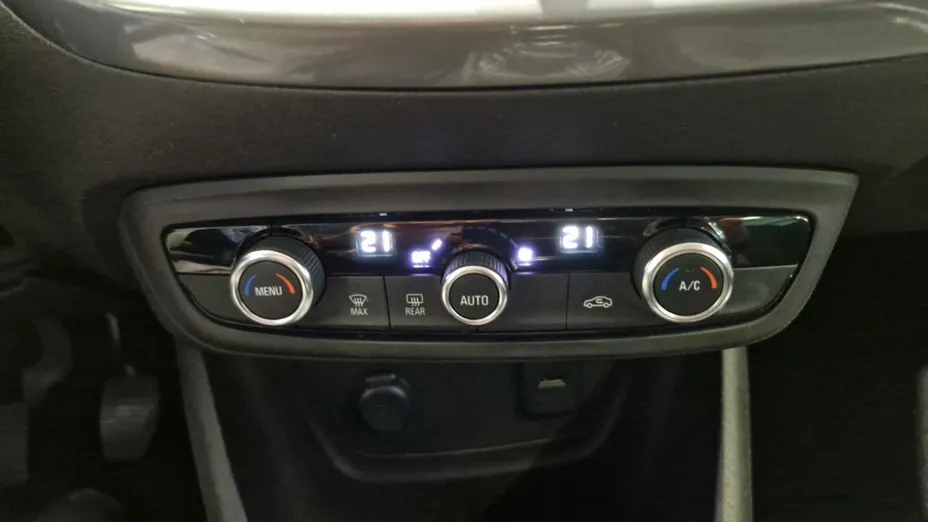 OPEL Crossland -