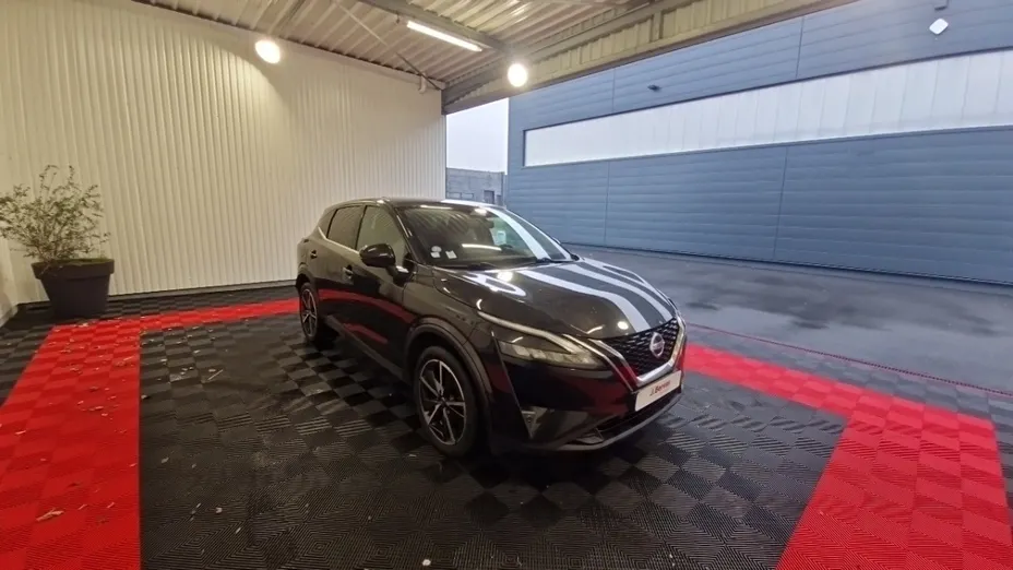 NISSAN Qashqai -