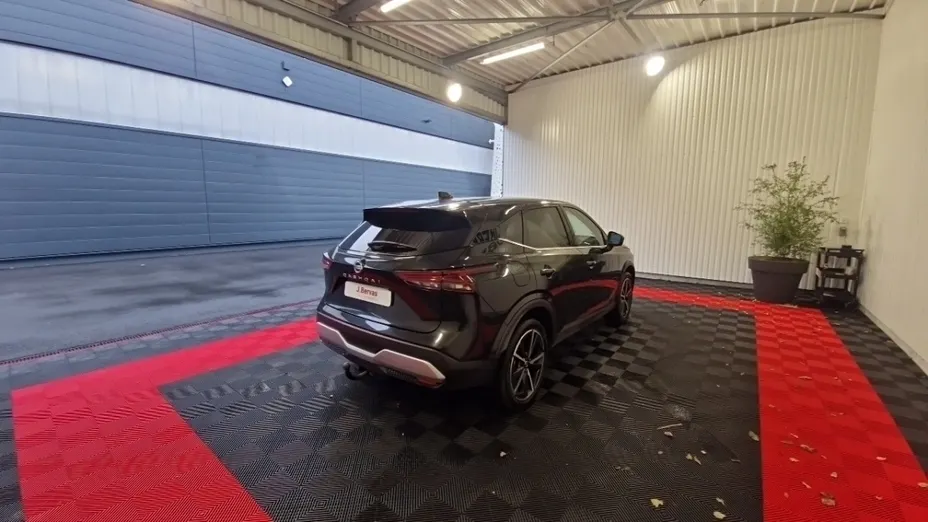 NISSAN Qashqai -