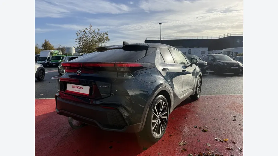 TOYOTA C-HR -