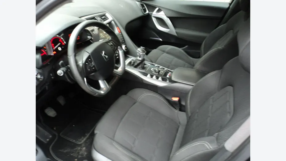 CITROEN DS5 -
