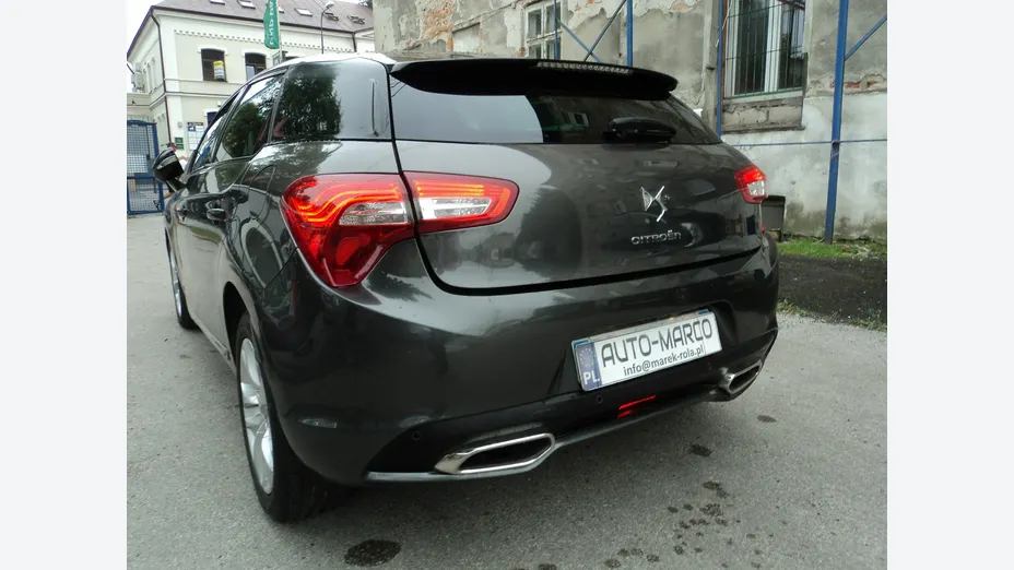 CITROEN DS5 -
