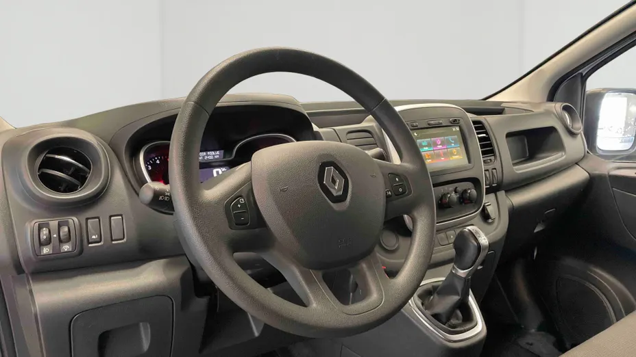 RENAULT Trafic -