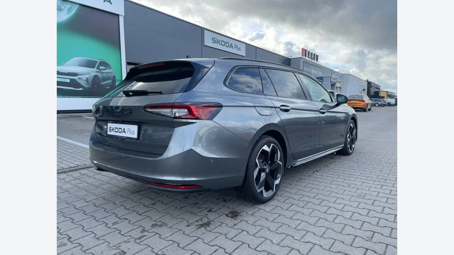 SKODA Superb Superb 2.0 TSI Sportline DSG