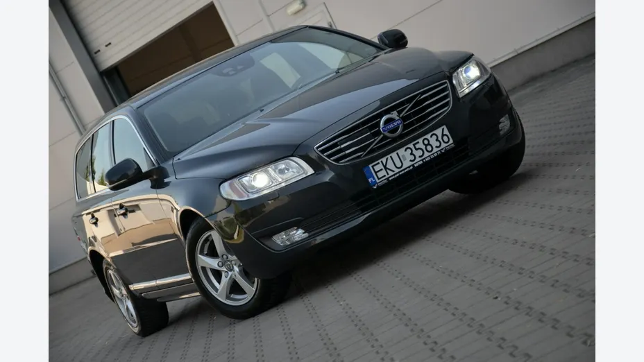 VOLVO V70 -