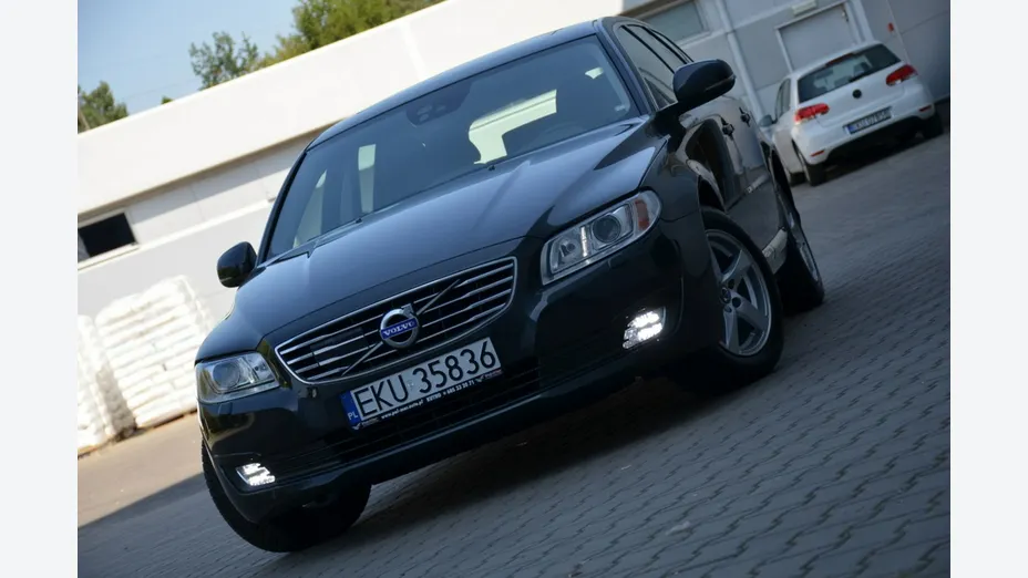 VOLVO V70 -