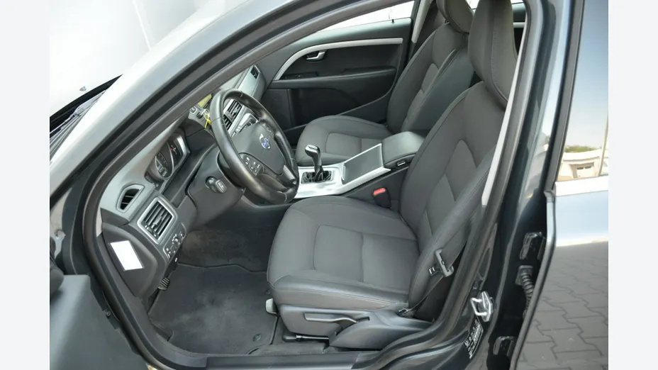VOLVO V70 -