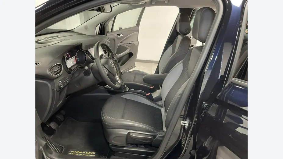 OPEL Crossland X -