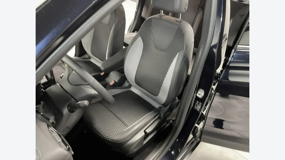 OPEL Crossland X -