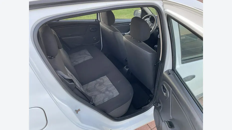 DACIA Sandero -