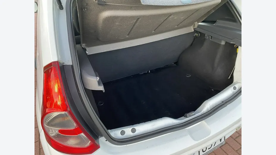 DACIA Sandero -