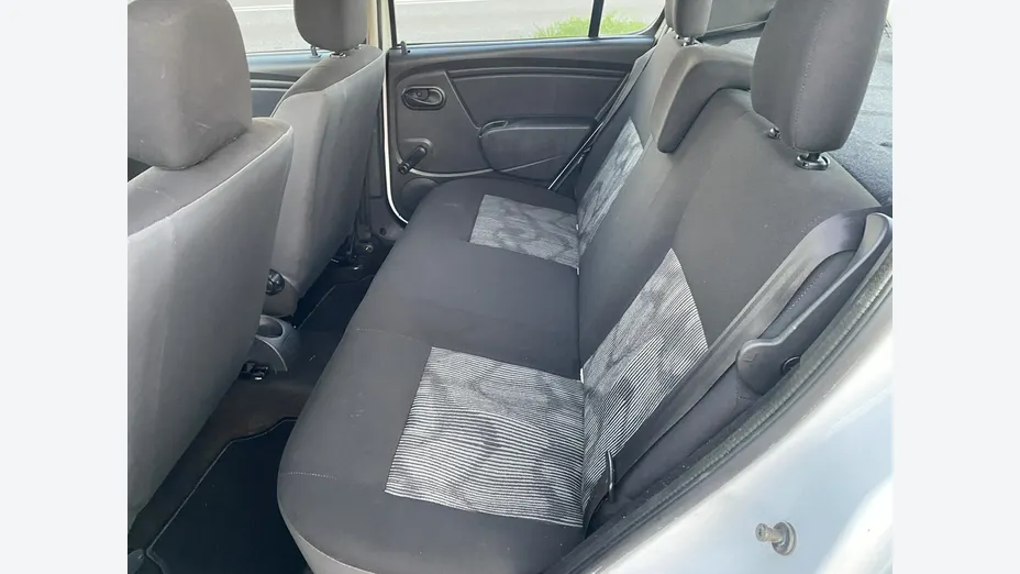 DACIA Sandero -
