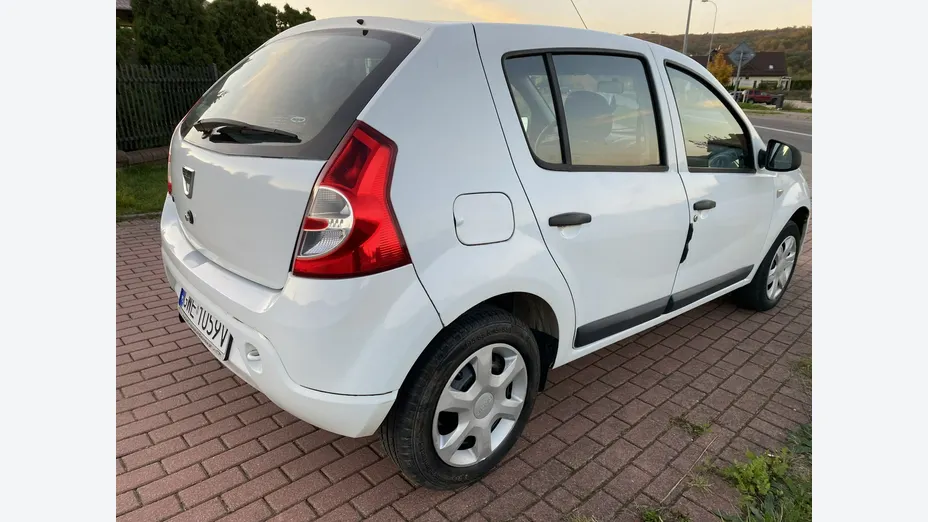 DACIA Sandero -