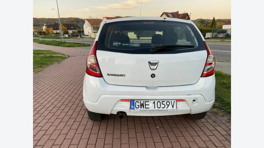 DACIA Sandero -