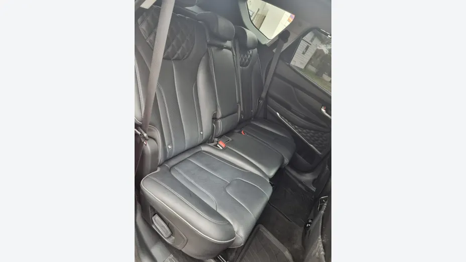 HYUNDAI Santa Fe -