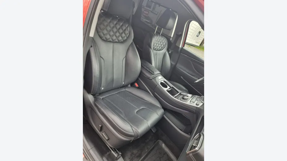 HYUNDAI Santa Fe -