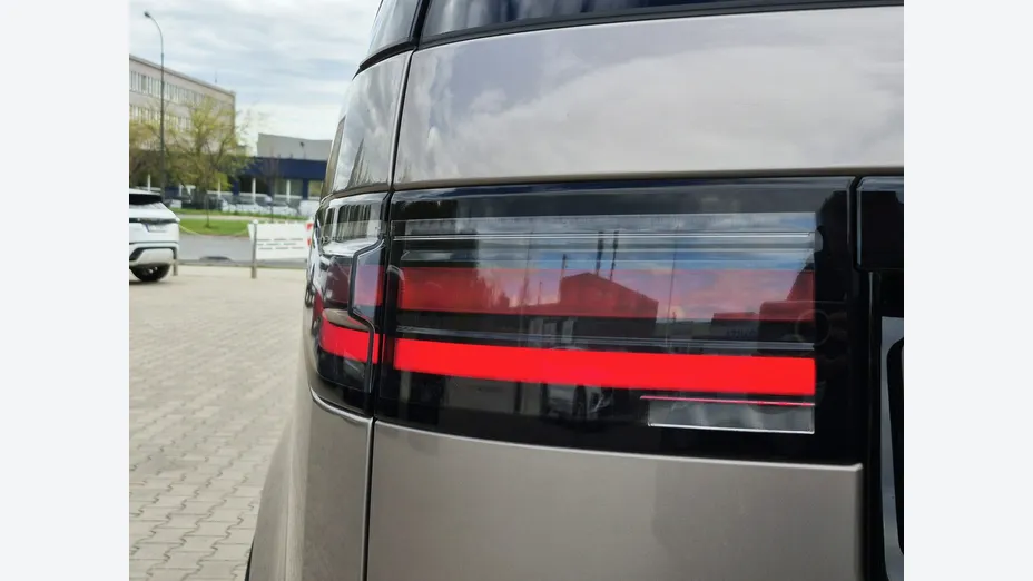 LAND ROVER Discovery -