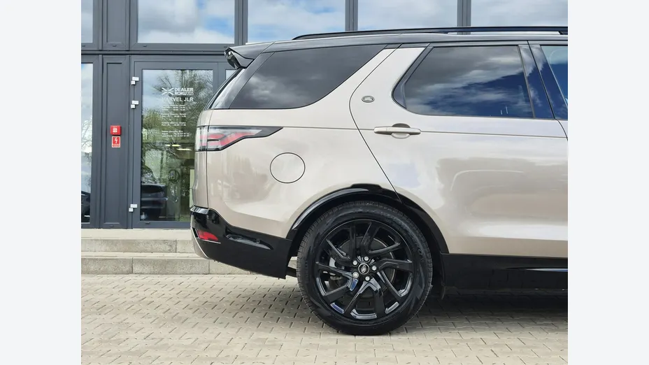 LAND ROVER Discovery -