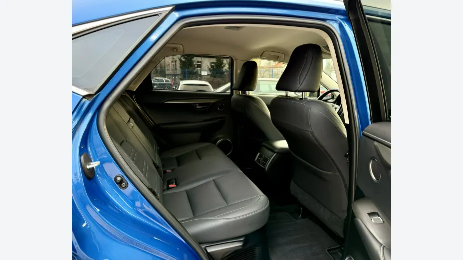LEXUS NX -